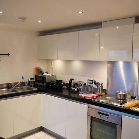 Star Wharf Apartments Лондон Екстериор снимка
