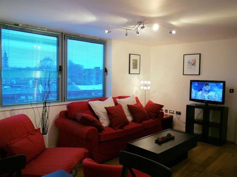 Star Wharf Apartments Лондон Екстериор снимка